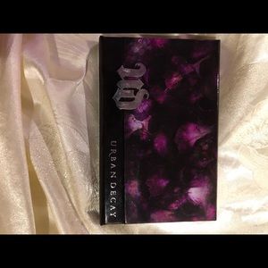 Urban Decay Shadow Box palette